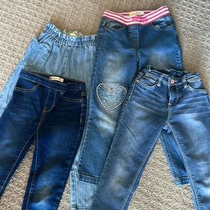 4 Jean bundle. 2 Mini Boden, Levi’s and Members mark